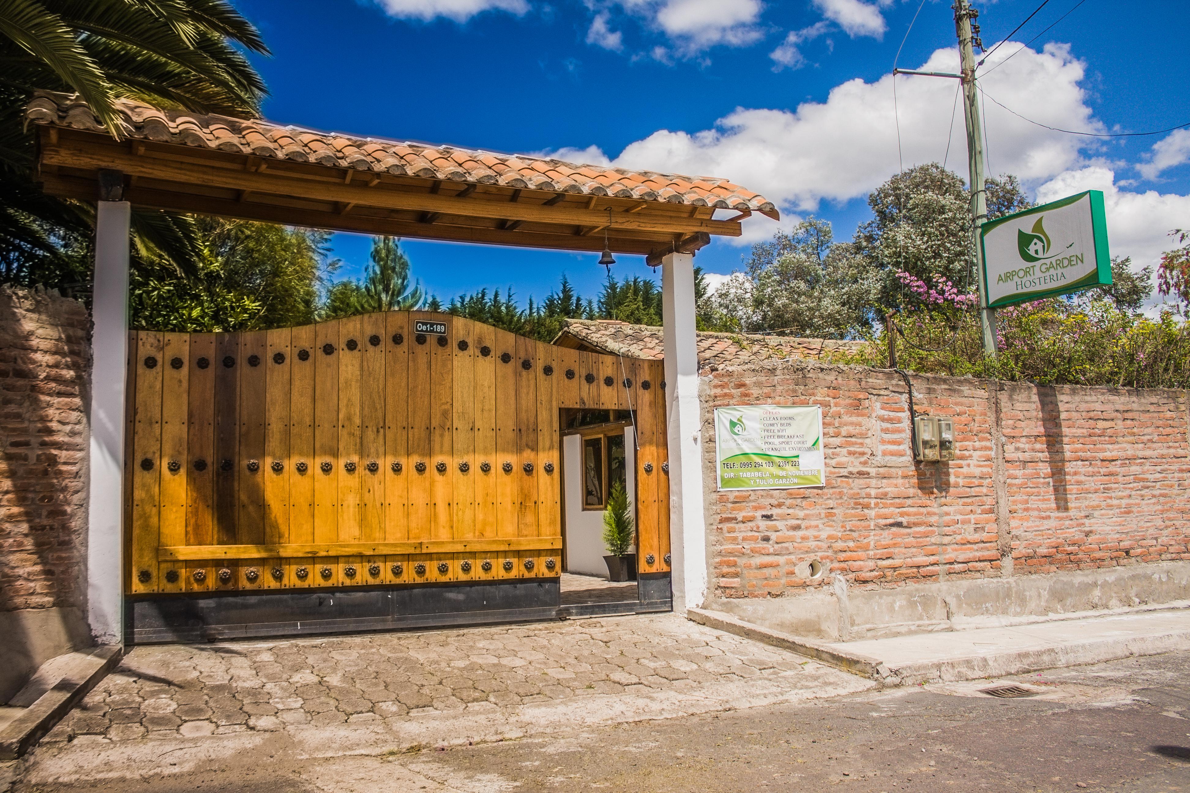 Hosteria Airport Garden Tababela Exterior photo